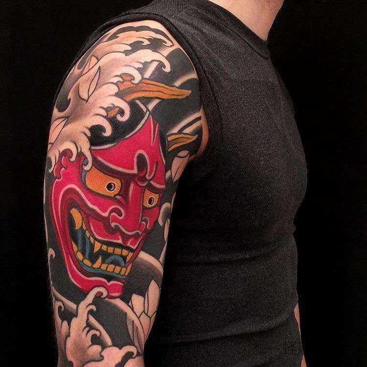 日式风格的纹身当中,其中带有鬼元素的纹身特别多,比如鬼武士,般若